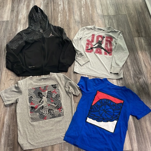 Nike Air Jordan Boys medium shirt tee jacket llot